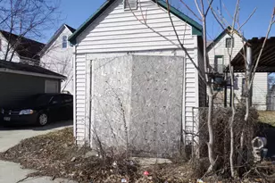 2632 N 28th St, Milwaukee, WI 53210 - Photo 4