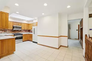 8810 S Patricia Blvd, Oak Creek, WI 53154 - Photo 16