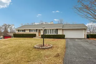 8810 S Patricia Blvd, Oak Creek, WI 53154 - Photo 2