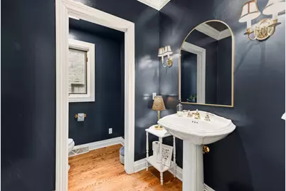 637 E Carlisle Ave, Whitefish Bay, WI 53217 - Photo 26