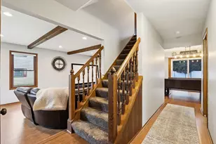 N28W22131 Indianwood Ct, Pewaukee, WI 53186 - Photo 20