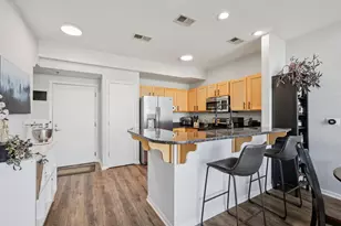 2121 S Kinnickinnic Ave, Milwaukee, WI 53207 - Photo 8