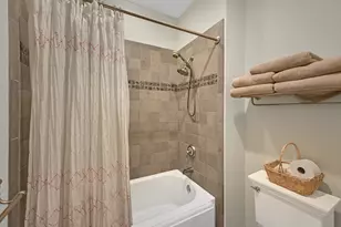 W292N4254 Prairie Wind Cir, Delafield, WI 53072 - Photo 26