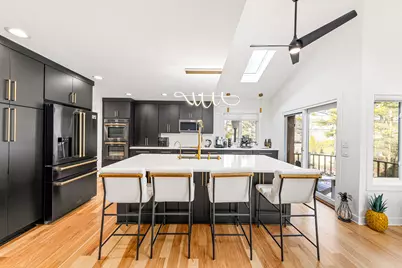 11720  Austin Ave, Mequon, WI 53092 - Photo 2