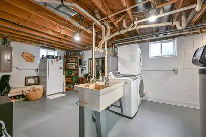 W220S6805  Crowbar Dr, Vernon, WI 53150 - Photo 30