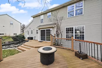 147  Manchester Dr, Waukesha, WI 53188 - Photo 32