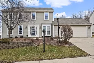147 Manchester Dr, Waukesha, WI 53188 - Photo 1