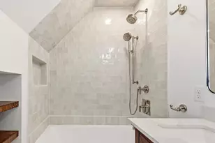 5453 N Shoreland Ave, Whitefish Bay, WI 53217 - Photo 44