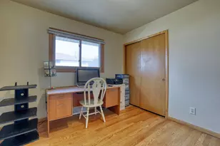 6438 Sycamore St, Greendale, WI 53129 - Photo 18