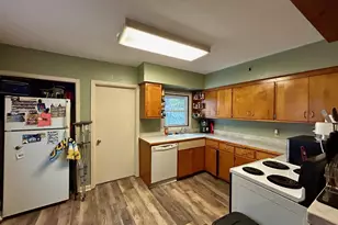 135 Felix St, Wales, WI 53183 - Photo 4