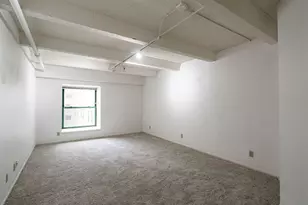 270 E Highland Ave, Milwaukee, WI 53202 - Photo 20