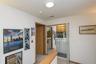 N114W16484 Crown Ct, Germantown, WI 53022 - Photo 32