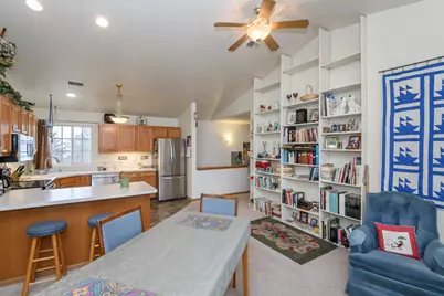 16484 W Crown Ct, Germantown, WI 53022 - Photo 30