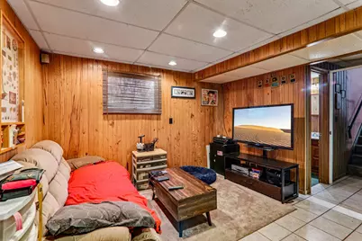 18637 W Karen Ln, Gurnee, IL 60031 - Photo 16