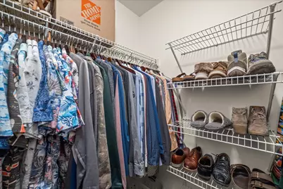 2321 E Cody Ct, Oak Creek, WI 53154 - Photo 16