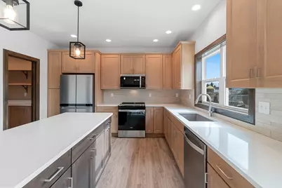 4631  Ridge Ct, Manitowoc, WI 54220 - Photo 12