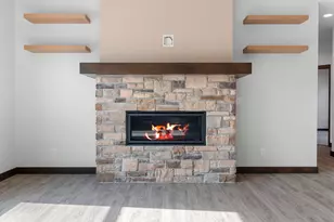 4631 Ridge Ct, Manitowoc, WI 54220 - Photo 10