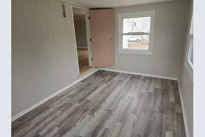 327 E Hunt Ave, Twin Lakes, WI 53181 - Photo 14