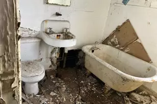 1012 W Hadley St, Milwaukee, WI 53206 - Photo 14