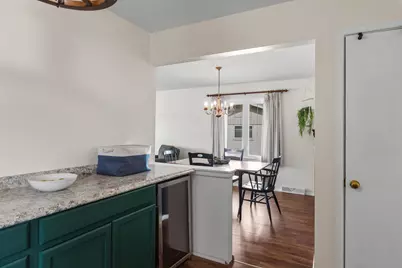 6110  Thornridge Ln, Greendale, WI 53129 - Photo 14