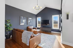 3082 Monona Ct, Summit, WI 53066 - Photo 16