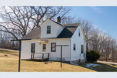 265  Charlevoix St, Marquette, WI 53947 - Photo 32