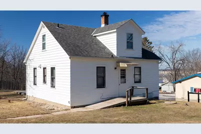 265  Charlevoix St, Marquette, WI 53947 - Photo 30