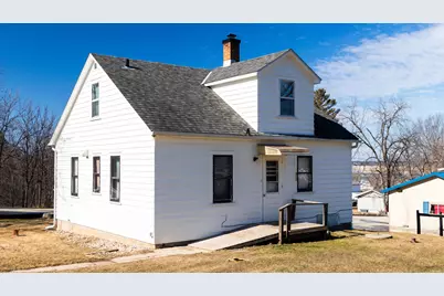 265  Charlevoix St, Marquette, WI 53947 - Photo 2