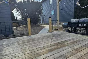 4464 S Whitnall Ave, Saint Francis, WI 53235 - Photo 8