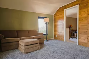 4464 S Whitnall Ave, Saint Francis, WI 53235 - Photo 42