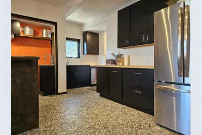 4464 S Whitnall Ave, Saint Francis, WI 53235 - Photo 16