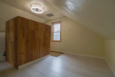 2415 W Morgan Ave, Milwaukee, WI 53221 - Photo 16