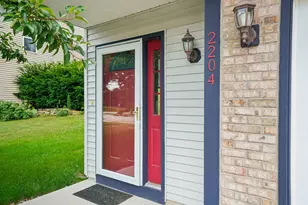 2204 Patrick Ln, Waukesha, WI 53188 - Photo 2