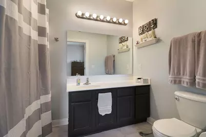 957  Hastings Ct #101, Racine, WI 53406 - Photo 10