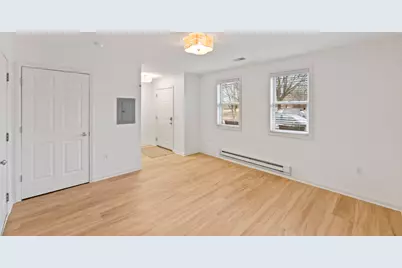 208 E Reservoir Ave, Milwaukee, WI 53212 - Photo 32