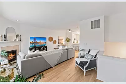 208 E Reservoir Ave, Milwaukee, WI 53212 - Photo 12