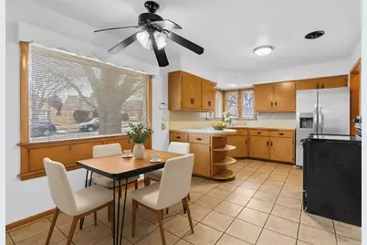 3927 N 77th St, Milwaukee, WI 53222 - Photo 4