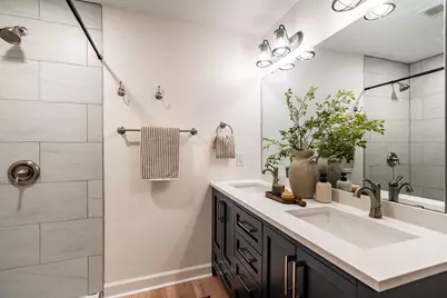 805 N Oakwood Ave, Oconomowoc, WI 53066 - Photo 32