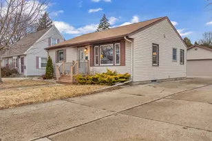 561 E 9th St, Fond du Lac, WI 54935 - Photo 1
