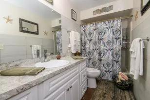 9880 W Puetz Rd, Franklin, WI 53132 - Photo 22