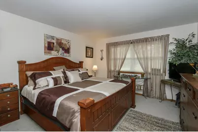 9880 W Puetz Rd #9882, Franklin, WI 53132 - Photo 20