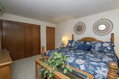 9880 W Puetz Rd #9882, Franklin, WI 53132 - Photo 32