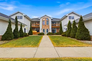 6248 S Creekside Dr, Cudahy, WI 53110 - Photo 1