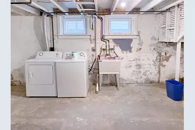 3041 S 11th St, Milwaukee, WI 53215 - Photo 32