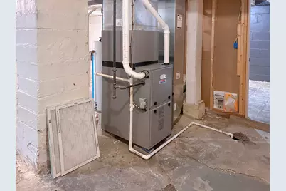 3041 S 11th St, Milwaukee, WI 53215 - Photo 34