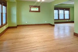 3041 S 11th St, Milwaukee, WI 53215 - Photo 8