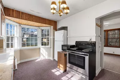 1461 S 91st St, West Allis, WI 53214 - Photo 10