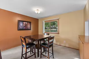 11924 W Ohio Ave, West Allis, WI 53227 - Photo 6