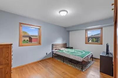 11924 W Ohio Ave, West Allis, WI 53227 - Photo 22