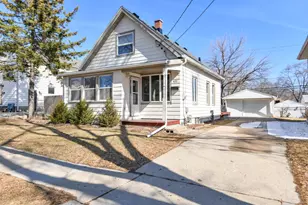 422 S 89th St, Milwaukee, WI 53214 - Photo 2